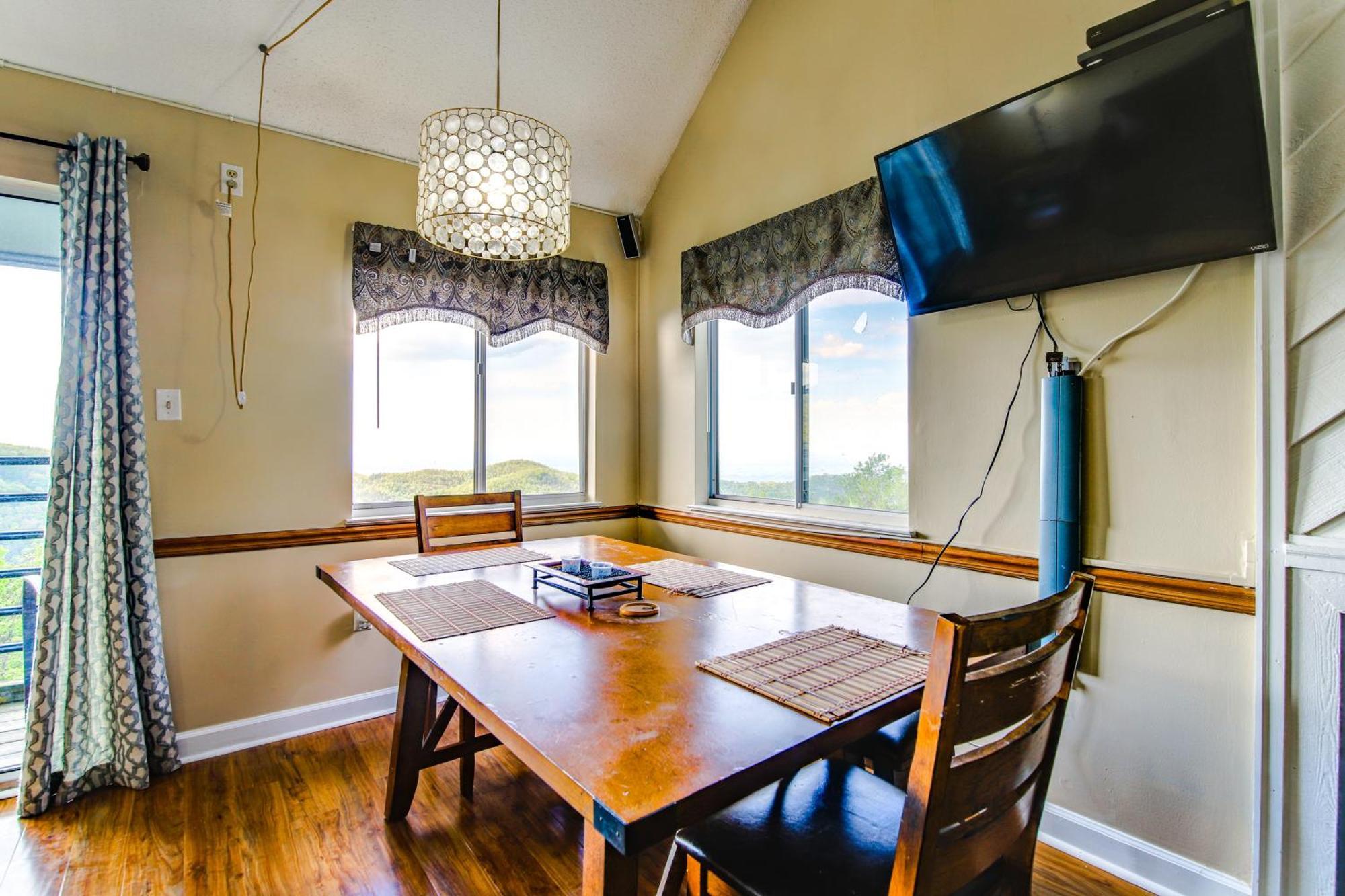 Gatlinburg Mountaintop Condo With Balcony And Views! Dış mekan fotoğraf