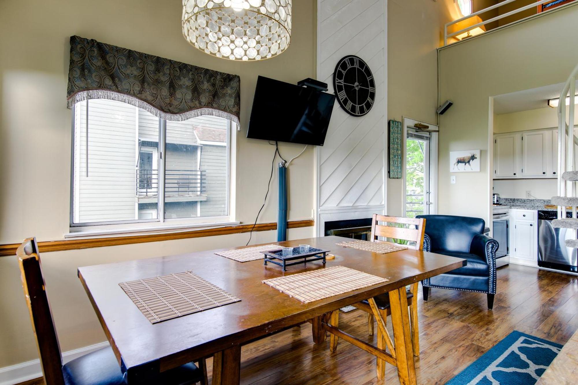 Gatlinburg Mountaintop Condo With Balcony And Views! Dış mekan fotoğraf